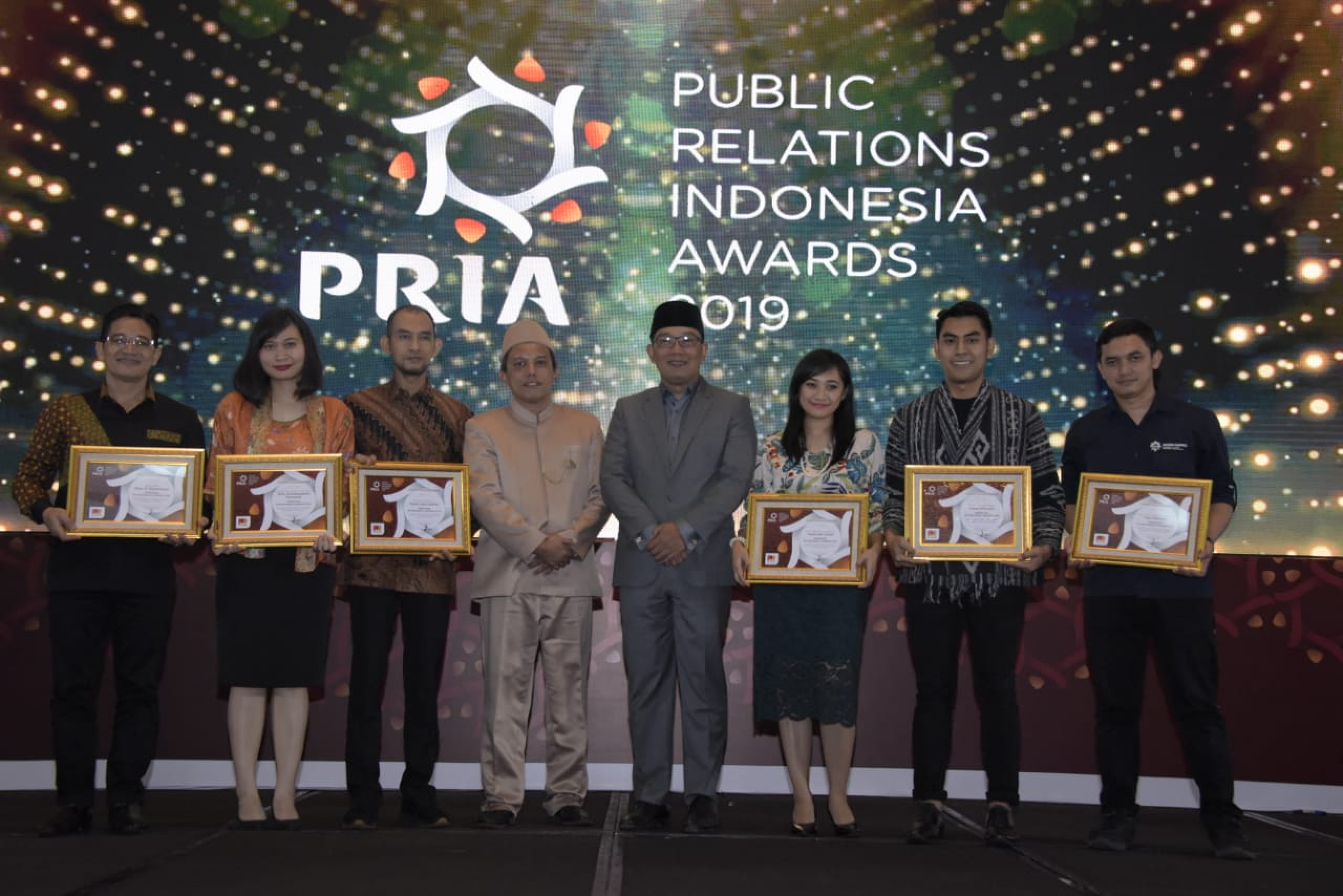 saberpungli jabar - Sabet 9 Kategori, Jabar Raih Platinum Award PRIA 2019